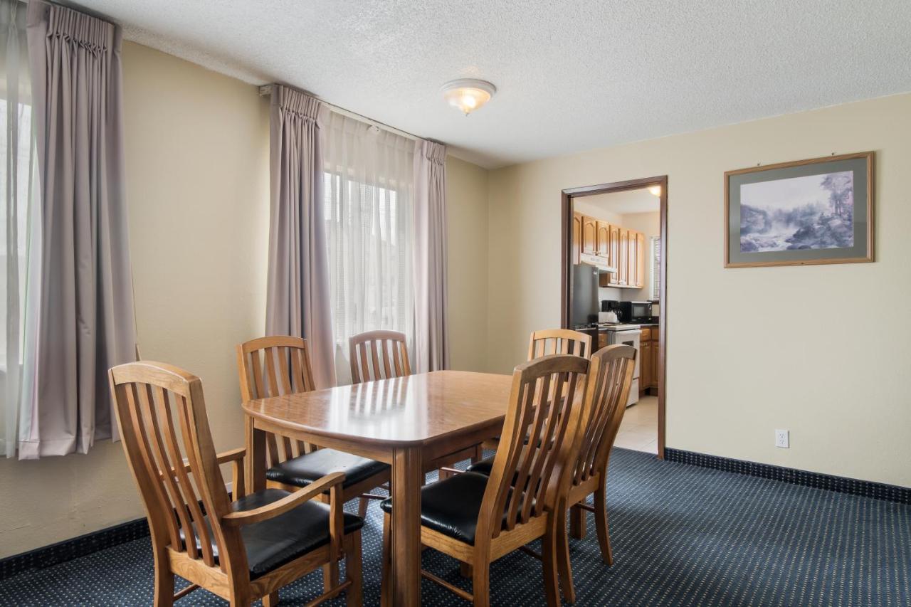Econo Lodge Inn&Suites Hoquiam Esterno foto