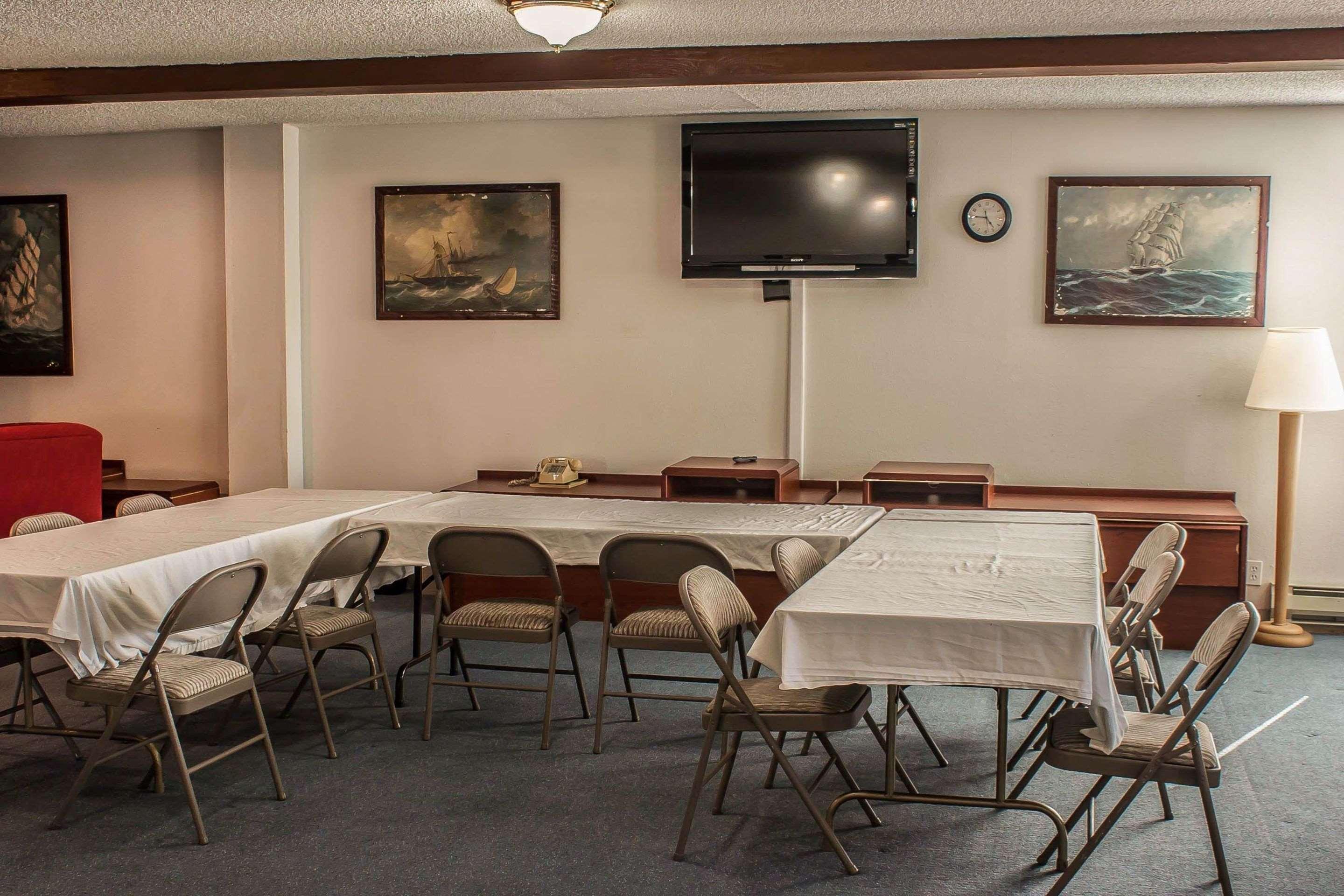 Econo Lodge Inn&Suites Hoquiam Esterno foto