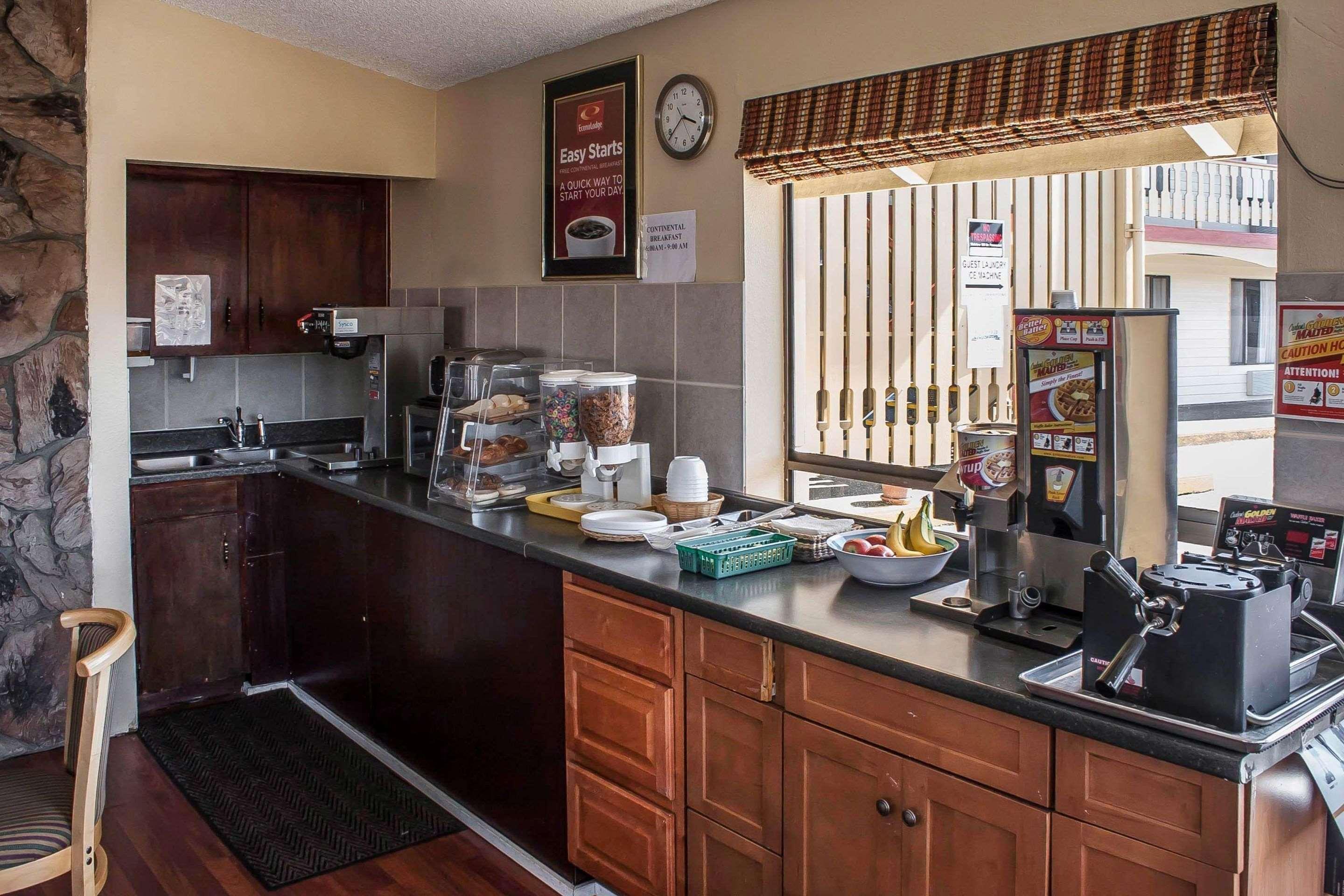 Econo Lodge Inn&Suites Hoquiam Esterno foto