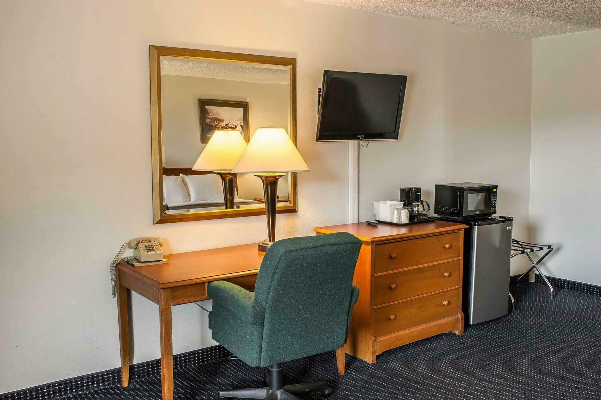 Econo Lodge Inn&Suites Hoquiam Esterno foto